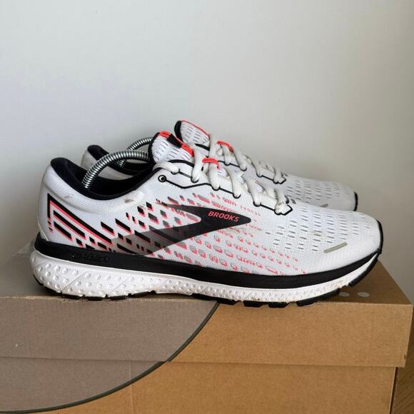 Brooks Ghost 13 White/Black Women Running Sneakers- SZ 9 - Picture 2 of 16